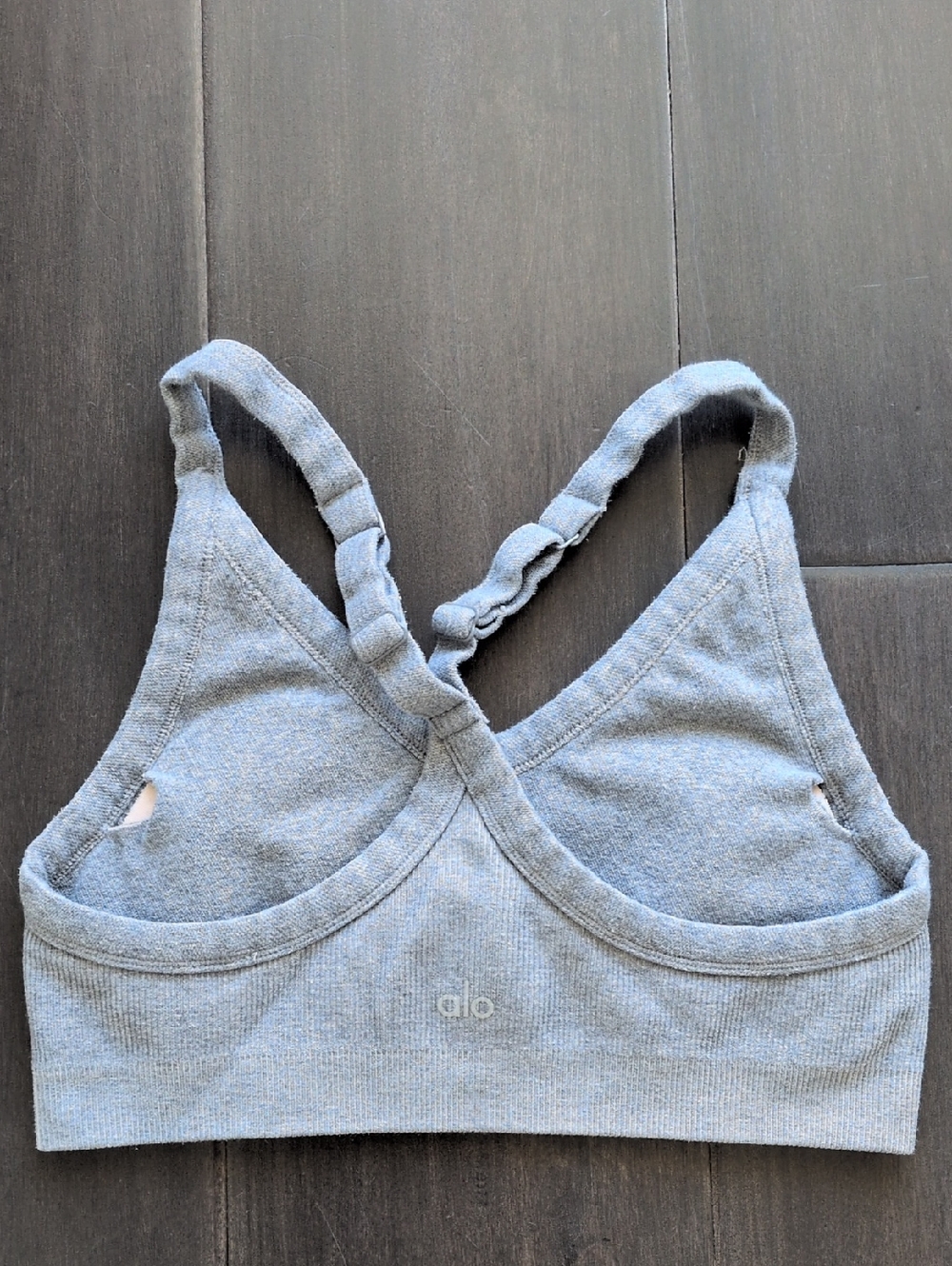 ALO Yoga Light Gray Ribbed Crossover Sports Bralette - Picture 3 of 5